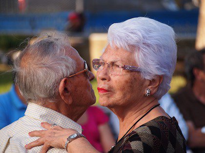 Alimentación y nutrición de los adultos mayores